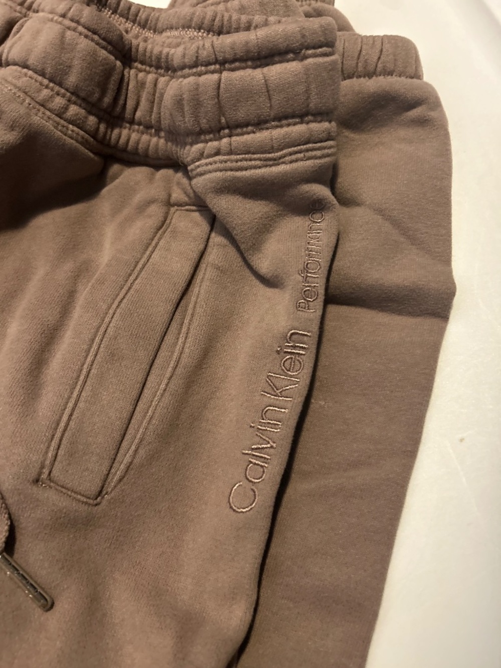 Calvin Klein Matching Set - Picture 3 of 10